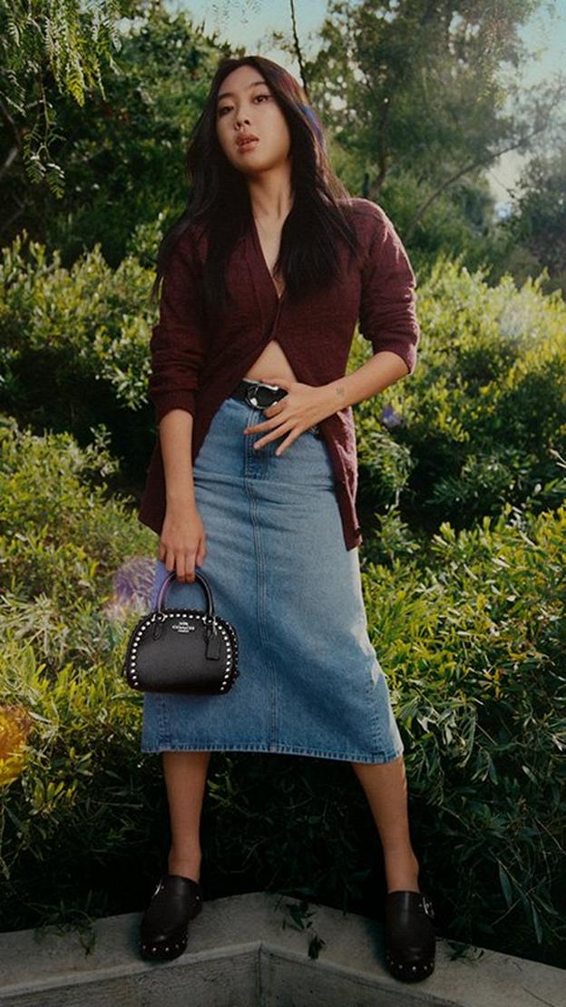 young ji lee coach wear your shine black handbag