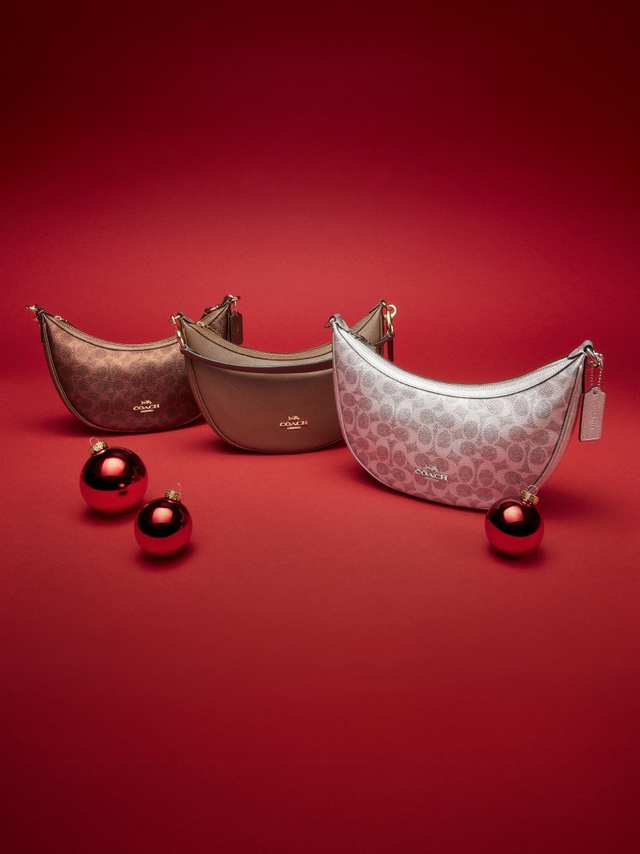 Coach Outlet Shoulder Bags